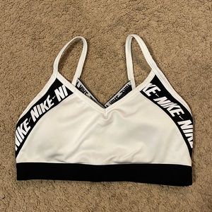 Nike Sports bra (M) dry fit